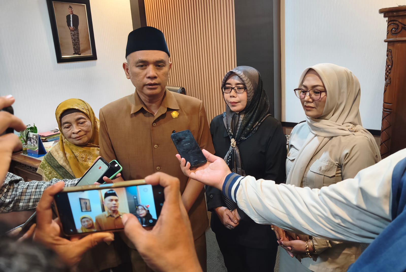 Fraksi Gerindra Batang Sentil Budi Arie: Jangan Bikin Gaduh, Program Rakyat Harus Dikawal