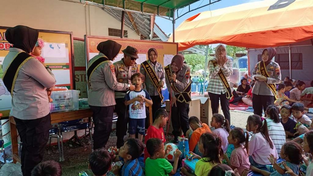 Kembalikan Keceriaan Anak Korban Banjir, Polres Grobogan Berikan Trauma Healing