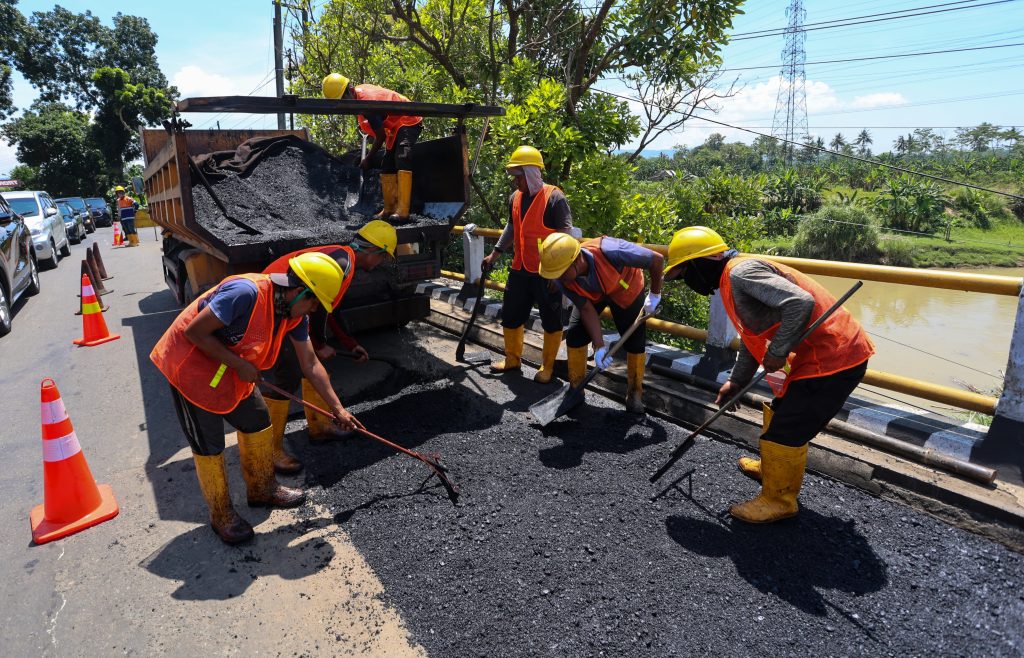 Jateng Prioritaskan Inpres Jalan Daerah di Jalur Wisata dan Sentra Ekonomi Baru