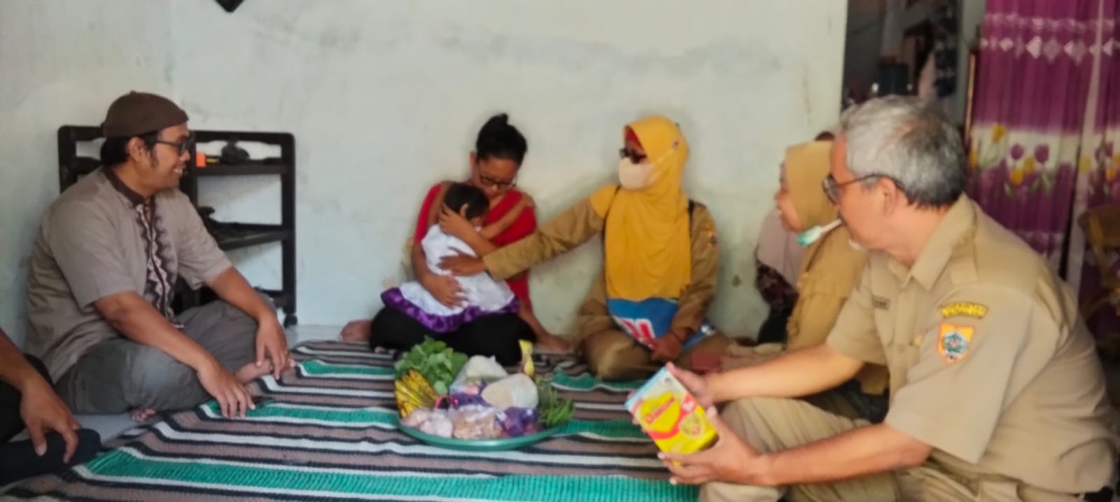 Keluarga Balita Terindikasi Stunting di Kabupaten Pemalang Diberi Bantuan