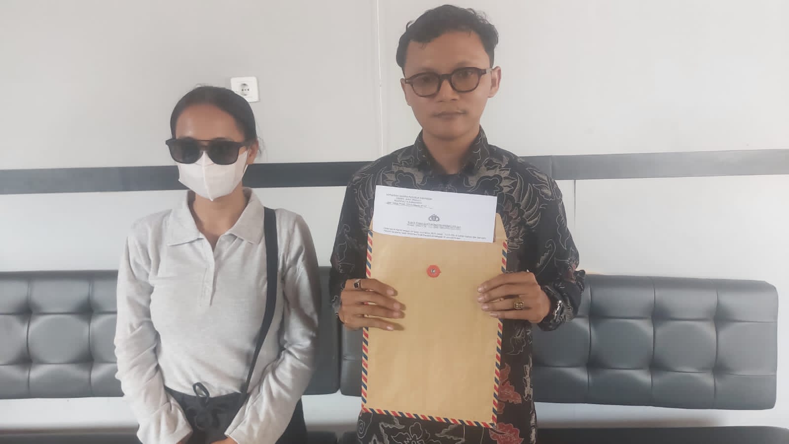 Diduga Rekam Bawah Rok SPG, Seorang Pria Dilaporkan ke Polisi