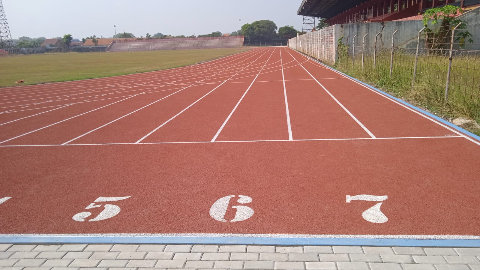 Jogging Track Stadion Sarengat Batang Rampung, Bisa Run Malam