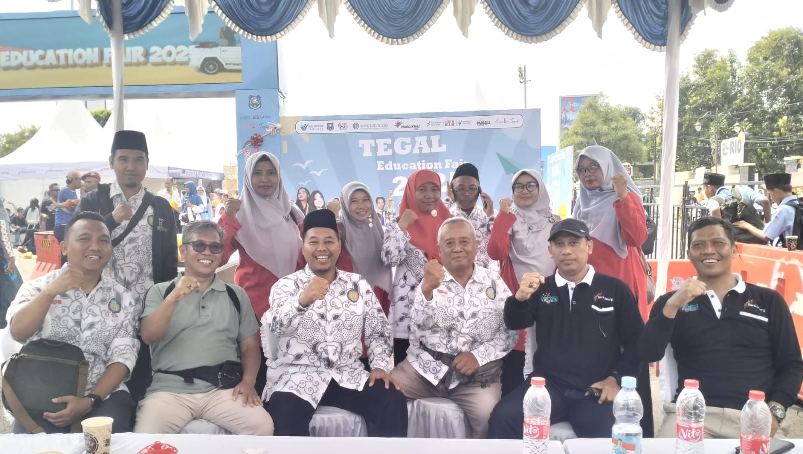 Beri Semangat Peserta, PGSI Kota Tegal Sambagi Tegal Education Fair 2025