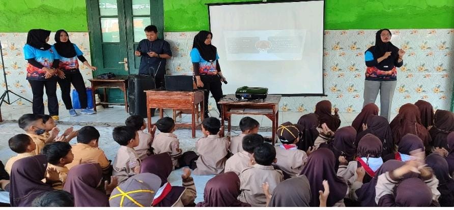 Sosialisasi Mitigasi Bencana kepada Murid SD 