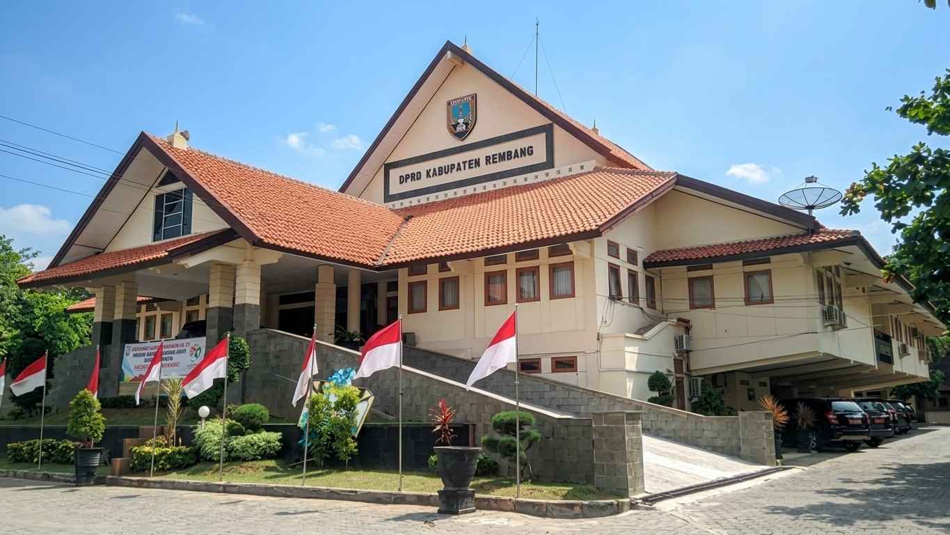 Polemik Proyek SD Rembang: Dinas Mengelak, DPRD Siapkan Amunisi Bukti 