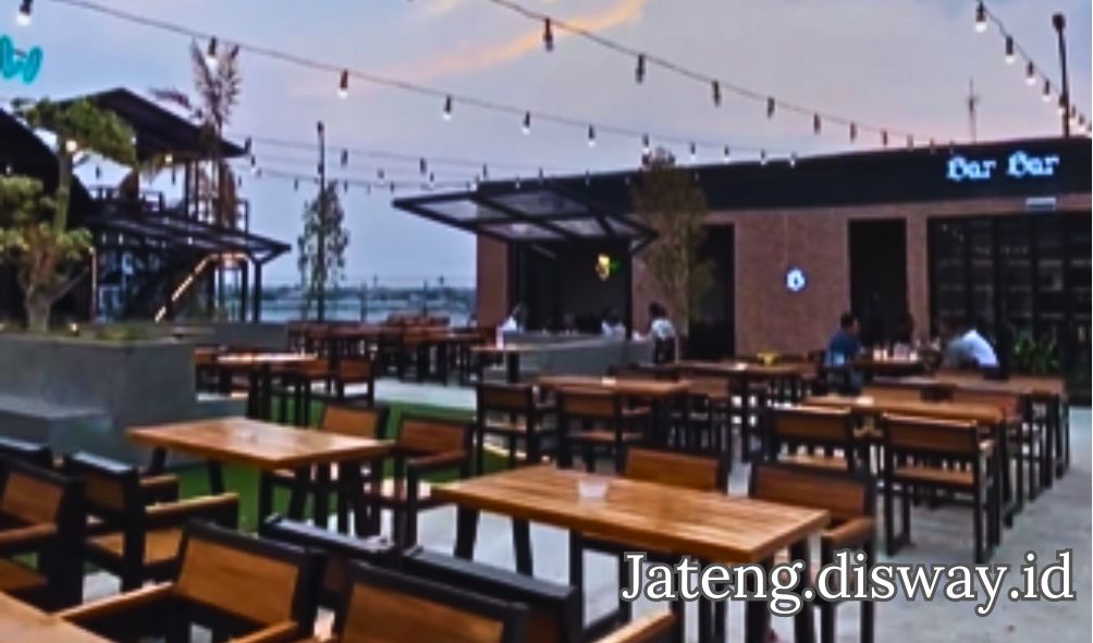 2 Rooftop Mal Tegal Ini Punya Nuansa Kafe Banget, Cocok untuk Nongkrong!