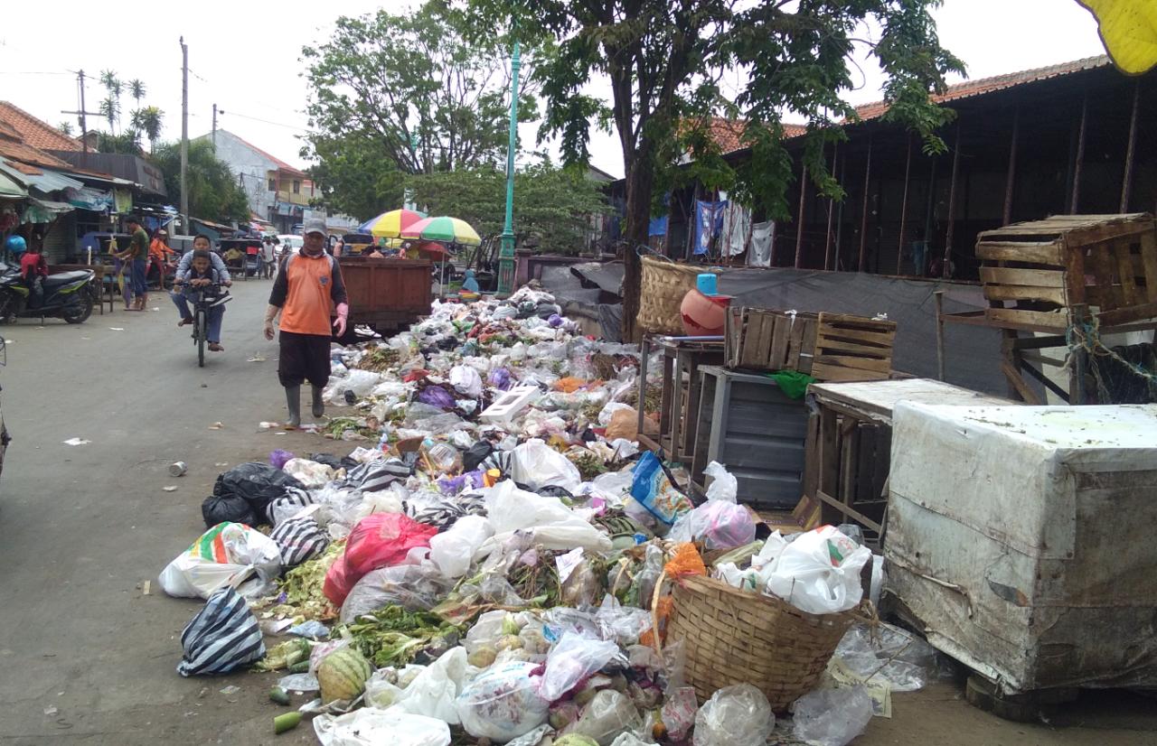 Pengelola Pasar Tradisional di Brebes Kelimpungan Tangani Sampah, Ini Pemicunya 