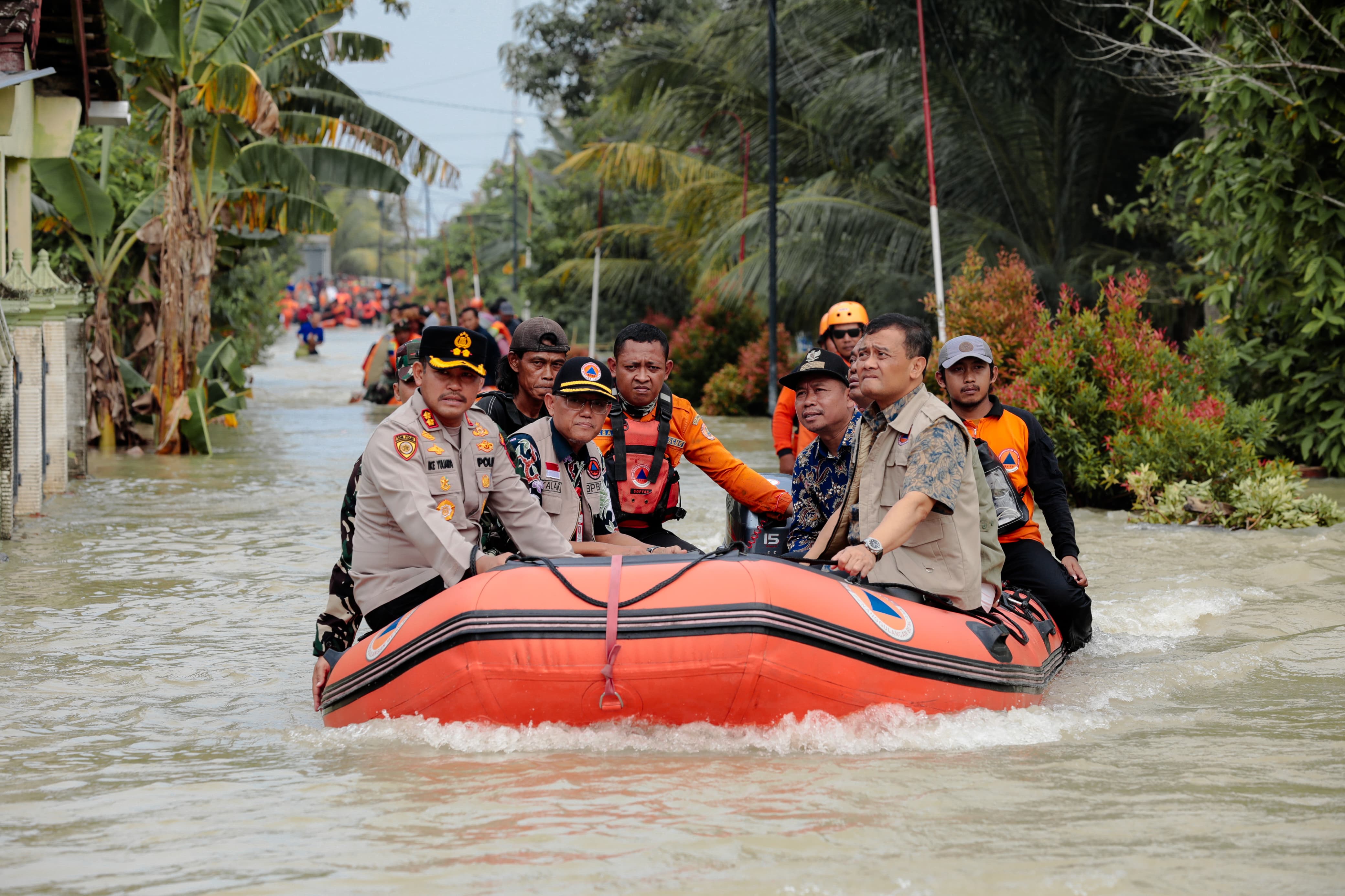 Secercah Harapan dari Gubernur Jateng Ahmad Luthfi untuk Pengungsi Korban Banjir Grobogan