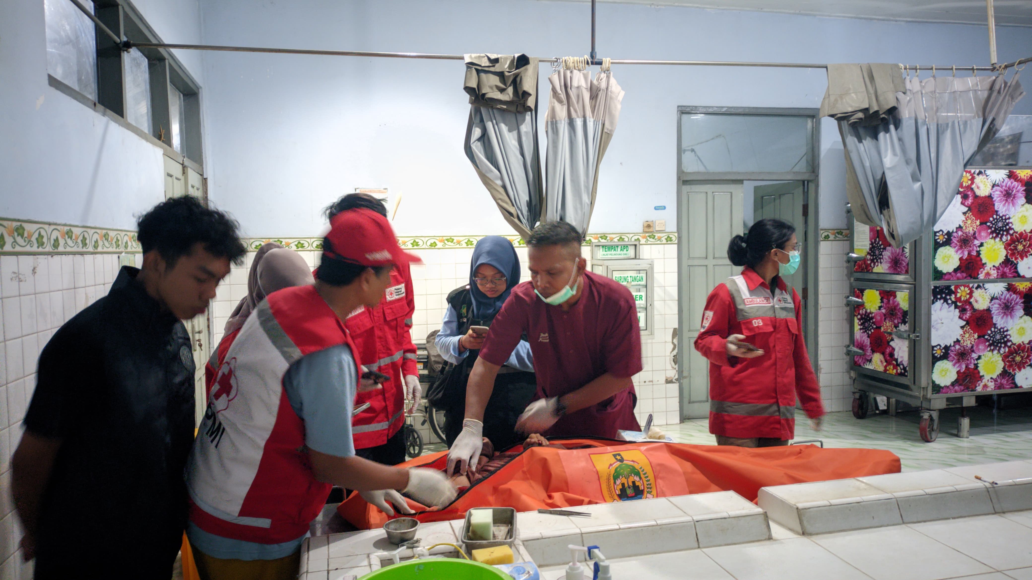Bocah 11 Tahun Tewas Penuh Luka Sayatan, Diduga Korban Perampokan
