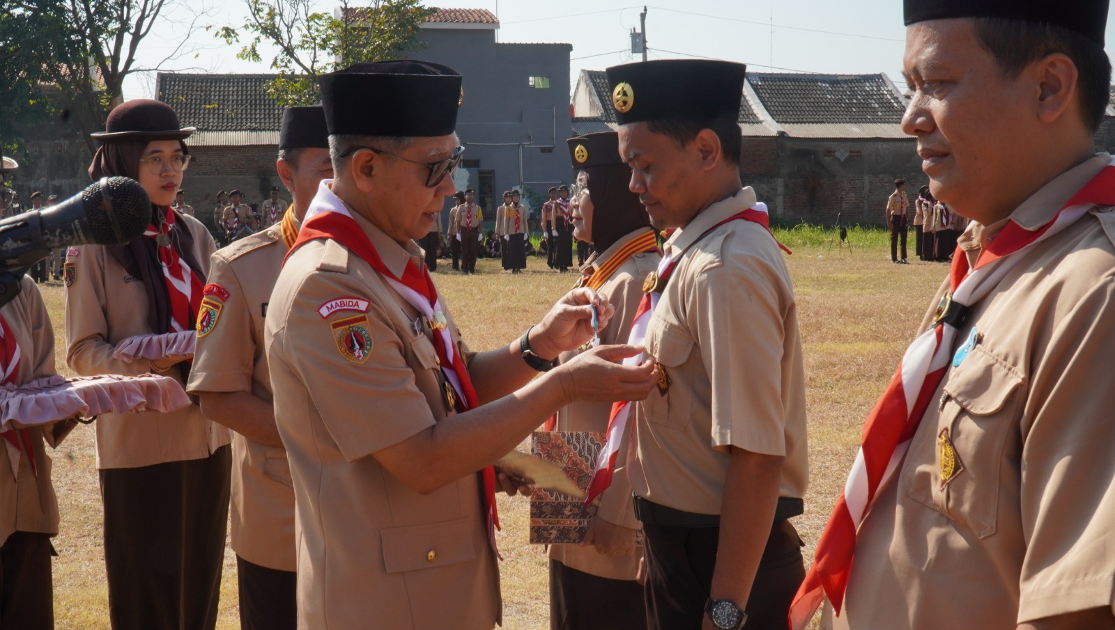 HUT ke-63 Pramuka, 6 Orang Kota Tegal Dapat Penghargaan Lencana Pancawarsa