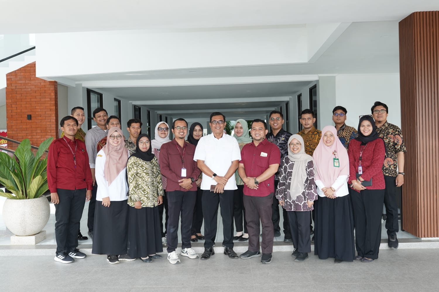 Perkuat Sinergi Digital, UHN dan Dishub Kota Tegal Gelar Sharing Session Pengelolaan Media Sosial Kedinasan
