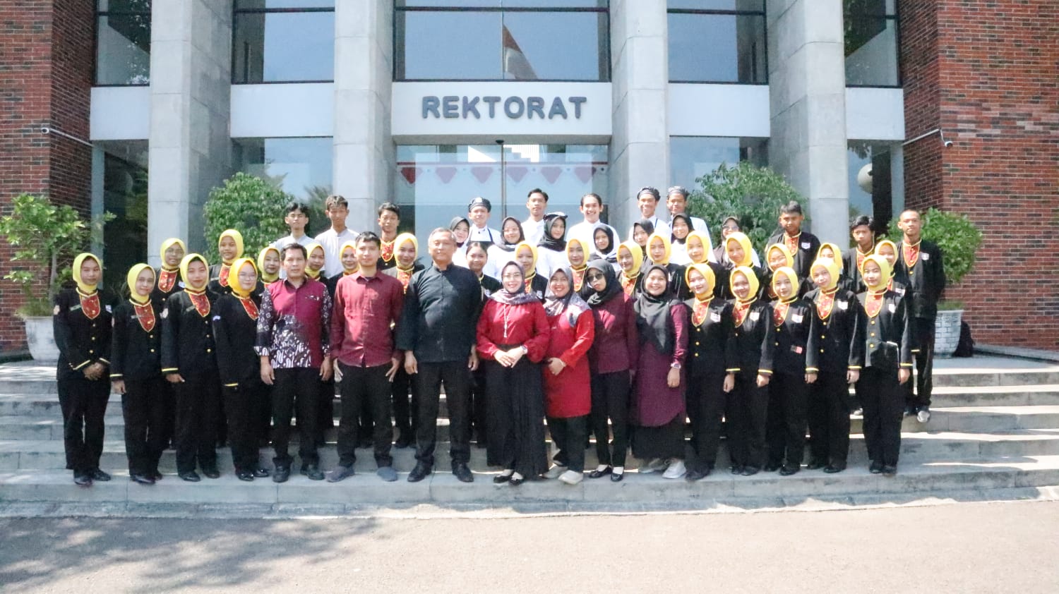 Sebanyak 40 Siswa SMK Harber Tegal Dilatih Membangun Keterampilan Tata Boga