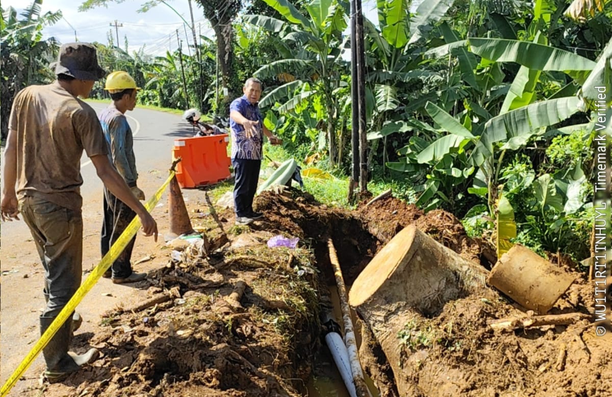 Puting Beliung Batang Putuskan Pipa PDAM, Ribuan Pelanggan Sempat Terganggu 
