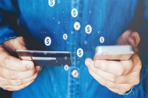 PayLater vs Kartu Kredit, Mana yang Lebih Menguntungkan?