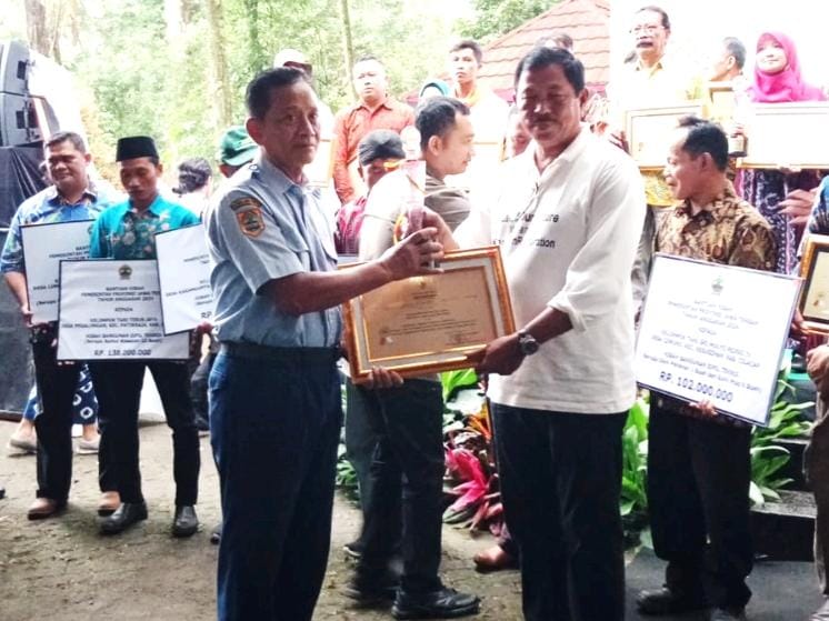 SMK Harber Tegal Raih Penghargaan Pelaksana Terbaik Sekolah Adiwiyata Tingkat Provinsi Jateng