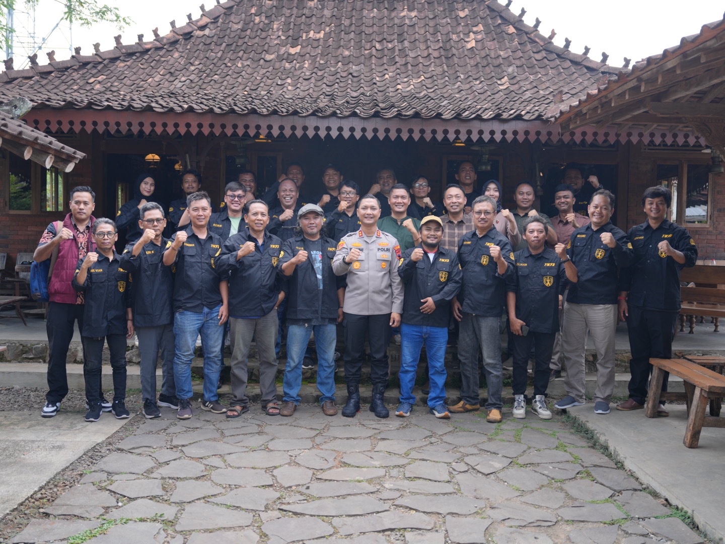 Kapolres Batang Kukuhkan Forum Wartawan, Perkuat Sinergi Lawan Disrupsi Informasi