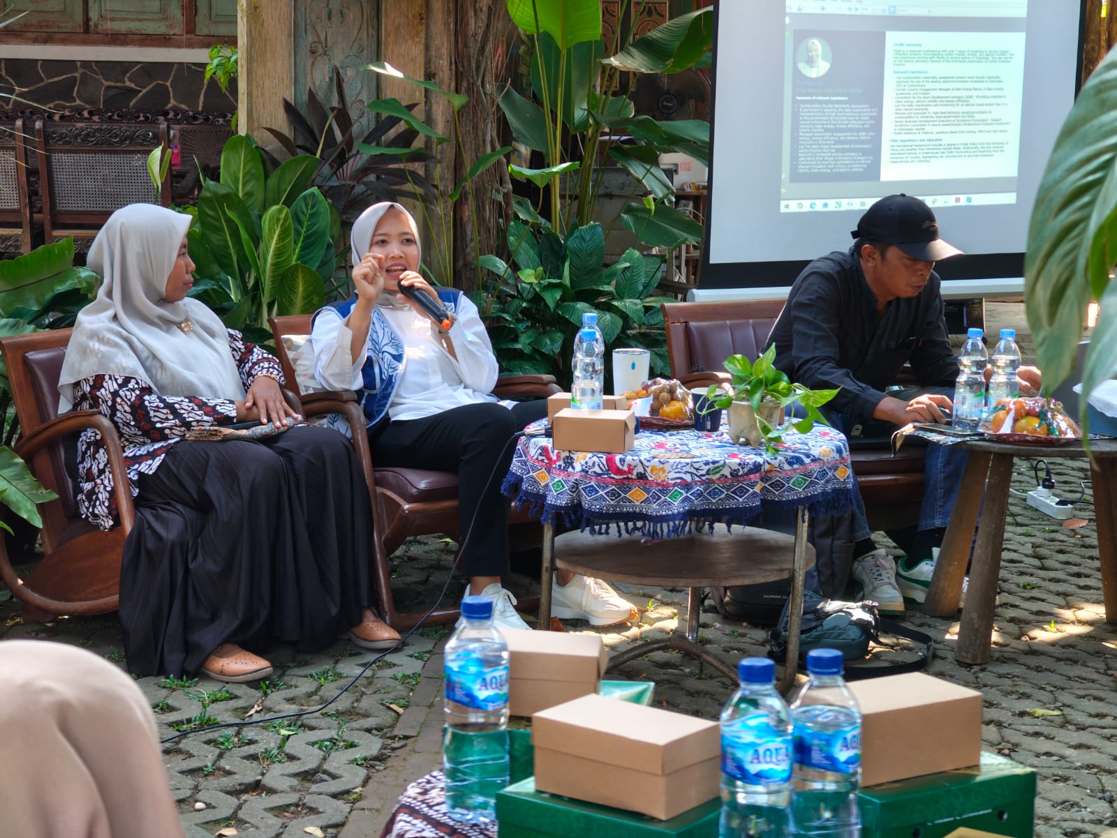 Berusia Lebih dari Seabad, Regenerasi jadi Pertaruhan Eksistensi Batik Rifaiyah Batang