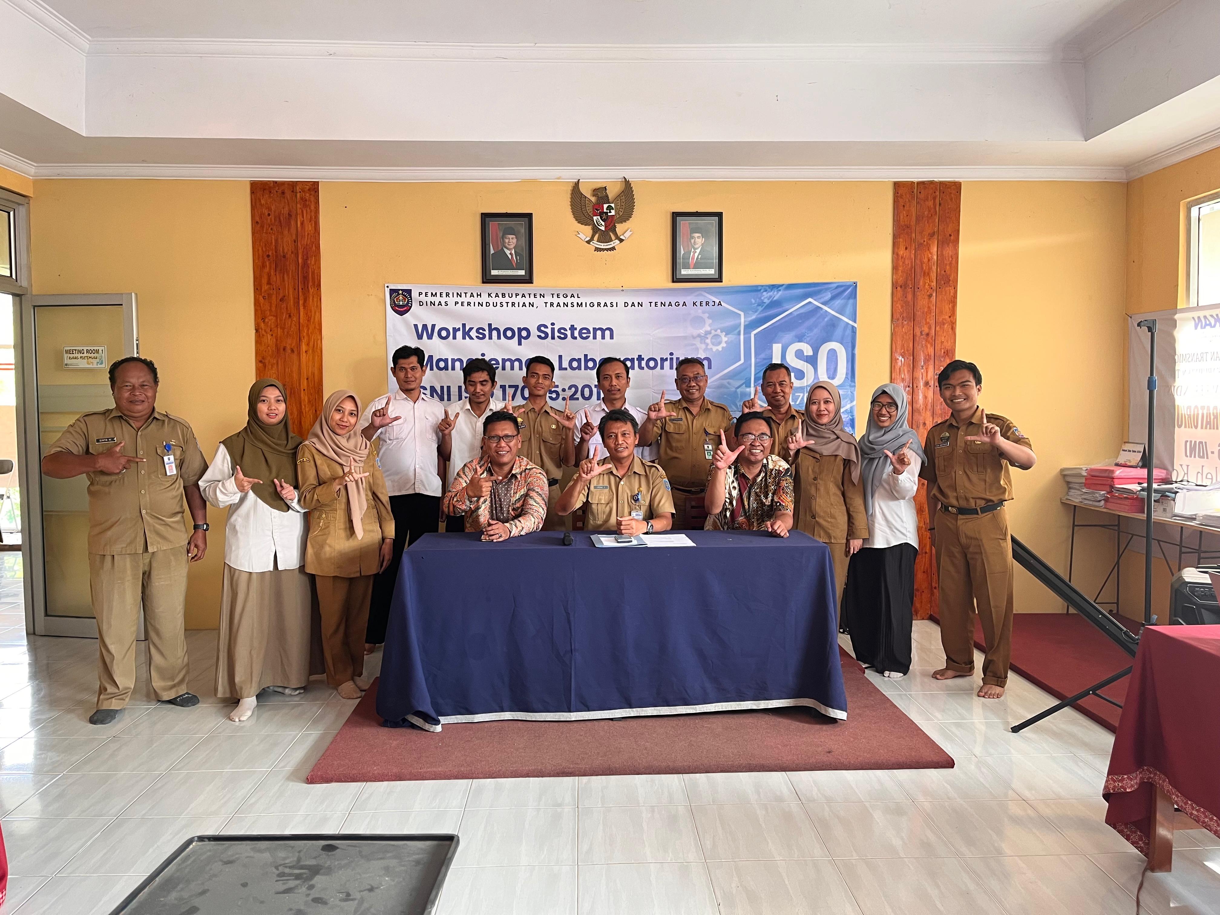 Dinas Perintransnaker Kabupaten Tegal Adakan Workshop Sistem Manajemen Laboratorium SNI ‎