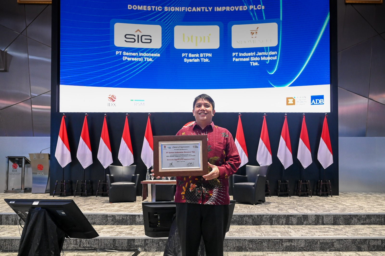 Tata Kelola Kian Prima,  SIG Terima Apresiasi ASEAN Corporate Governance Scorecard 