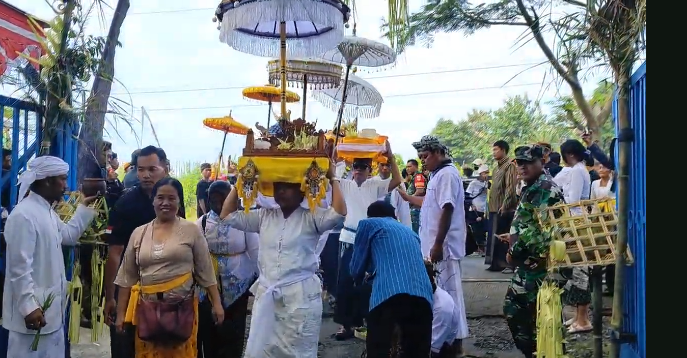 Ribuan Umat Hindu Padati Umbul Geneng Klaten Jalani Ritual Suci Melasti