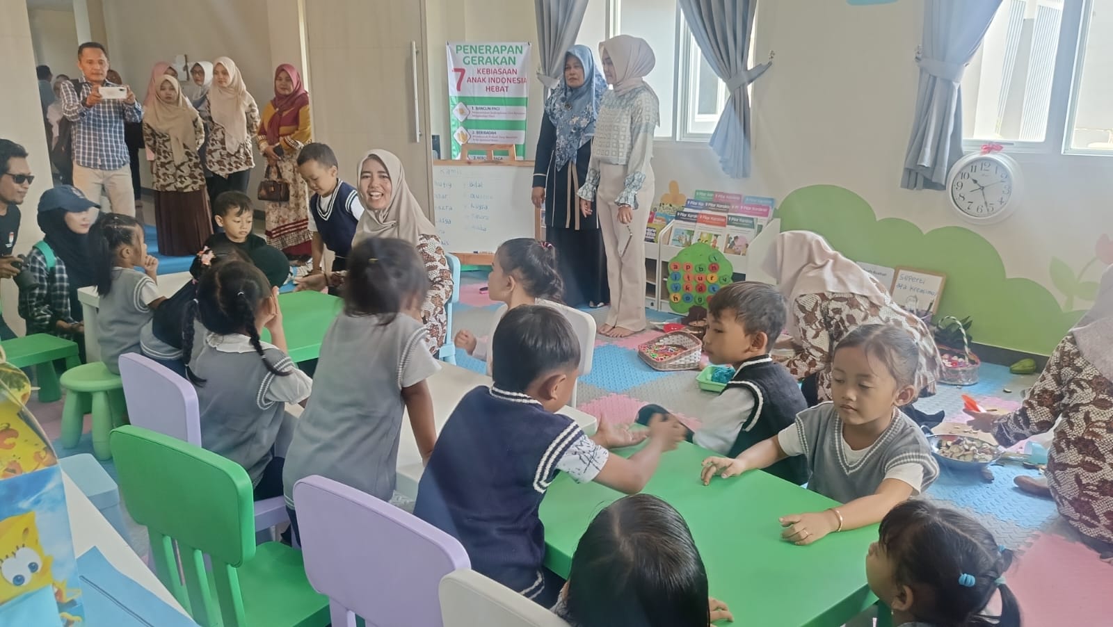 May Day 2025, Gubernur Jateng Resmikan Day Care di KEK Industropolis Batang