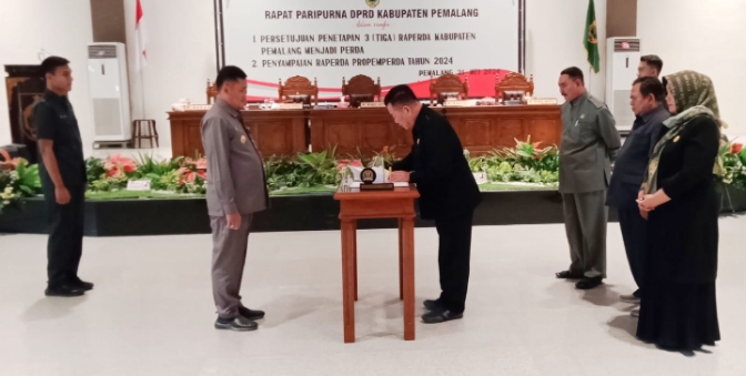 DPRD Kabupaten Pemalang Berhasil Tetapkan 3 Raperda Menjadi Perda