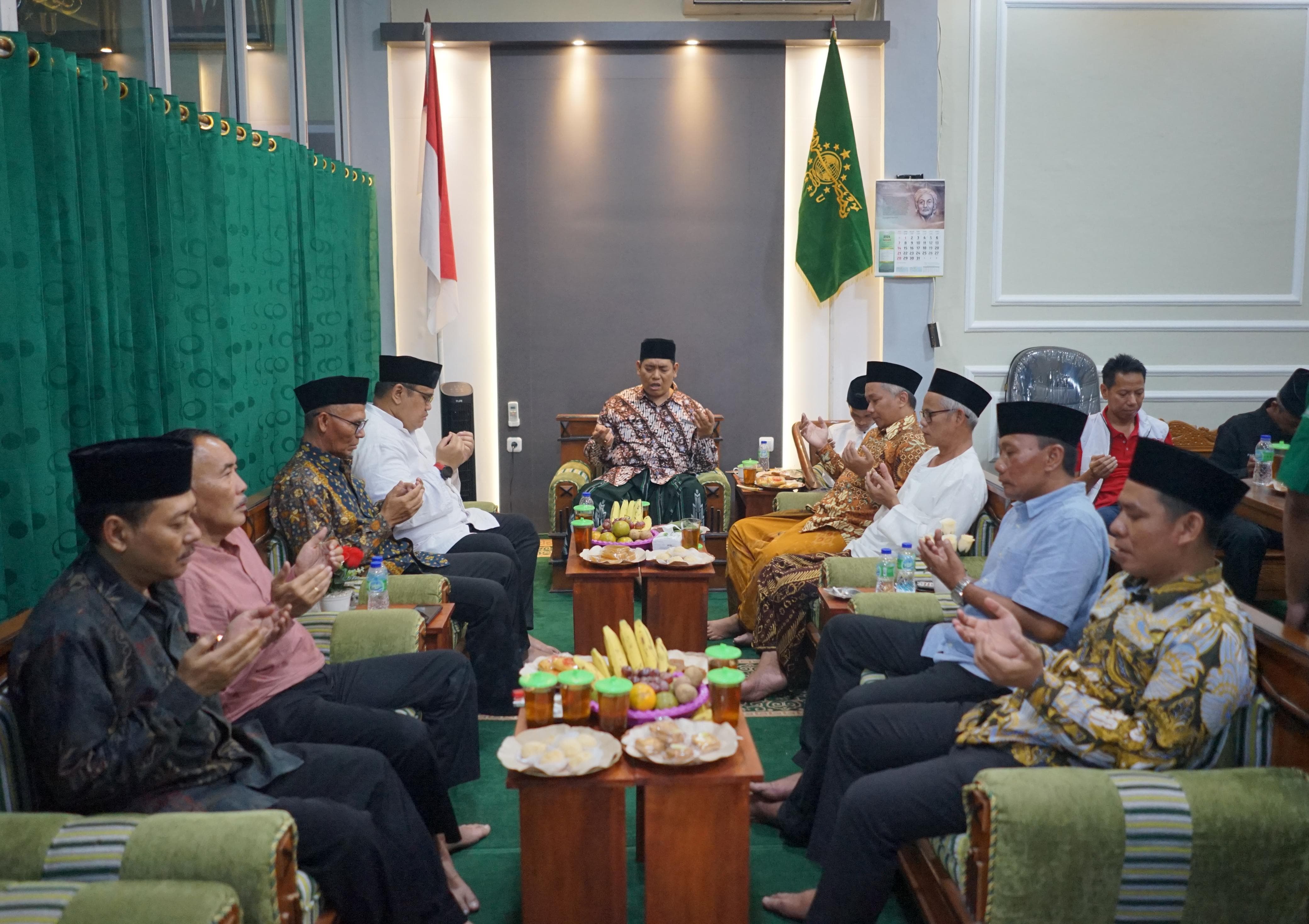 Paslon Bowo-Suwardi Sambangi PCNU Sragen Ajak Pilkada Sejuk