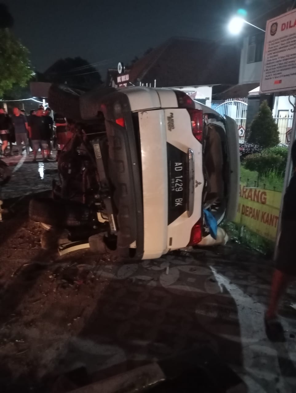 Nyawa Pemotor Melayang Usai Ditubruk Pajero   