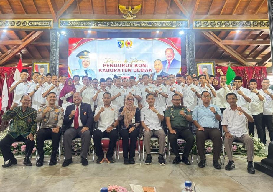 Pelantikan Pengurus KONI Demak : Optimis Antar Atlet Demak Berprestasi 