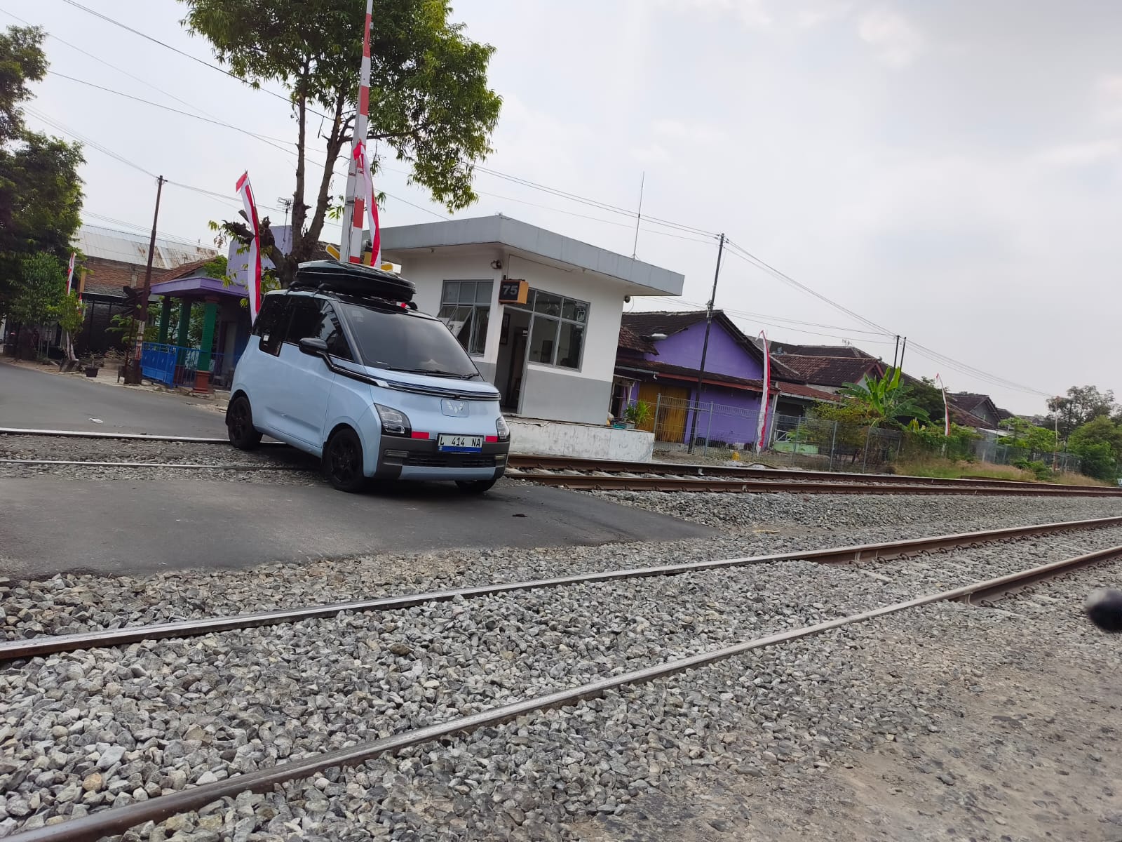 Berpotensi Lakalantas, Warga Desak Perlintasan KA Untuk Diaspal