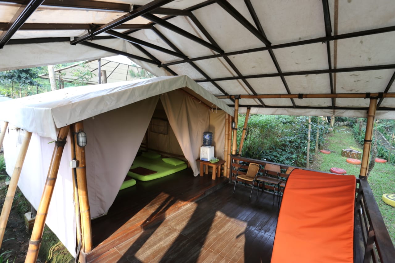 Mengisi Waktu Libur Akhir Tahun 2023 dengan 7 Tempat Glamping di Bogor. Cocok Buat Healing!