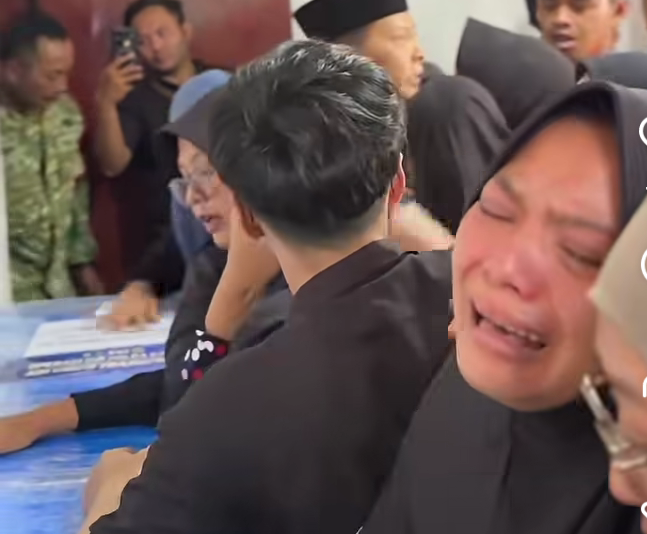 Korban KM Virgo Transport 8 Teridentifikasi Lewat Tato Nama Istri, Almarhum Danang Disambut Teriakan Histeris