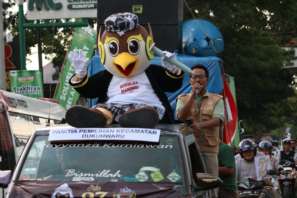 Maskot Pilbup Tegal Dikirab Keliling Desa 