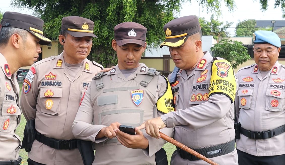 Perangi Judi Online. Kapolres Sragen Gencarkan Razia Ponsel Anggotanya