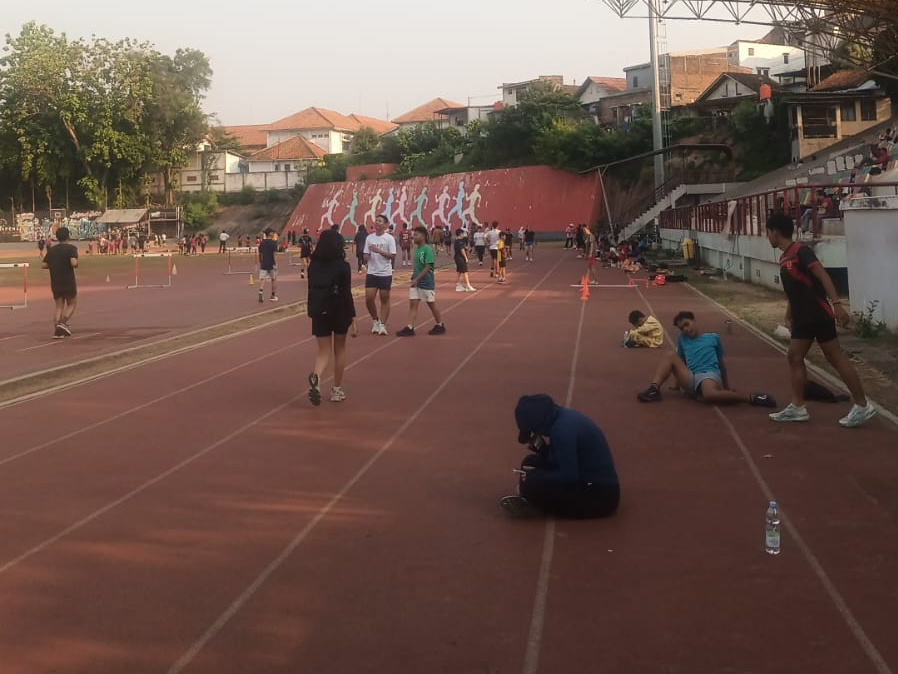 Lintasan Atletik GOR Tri Lomba Juang Semarang Ditutup Total hingga 18 Agustus 2026