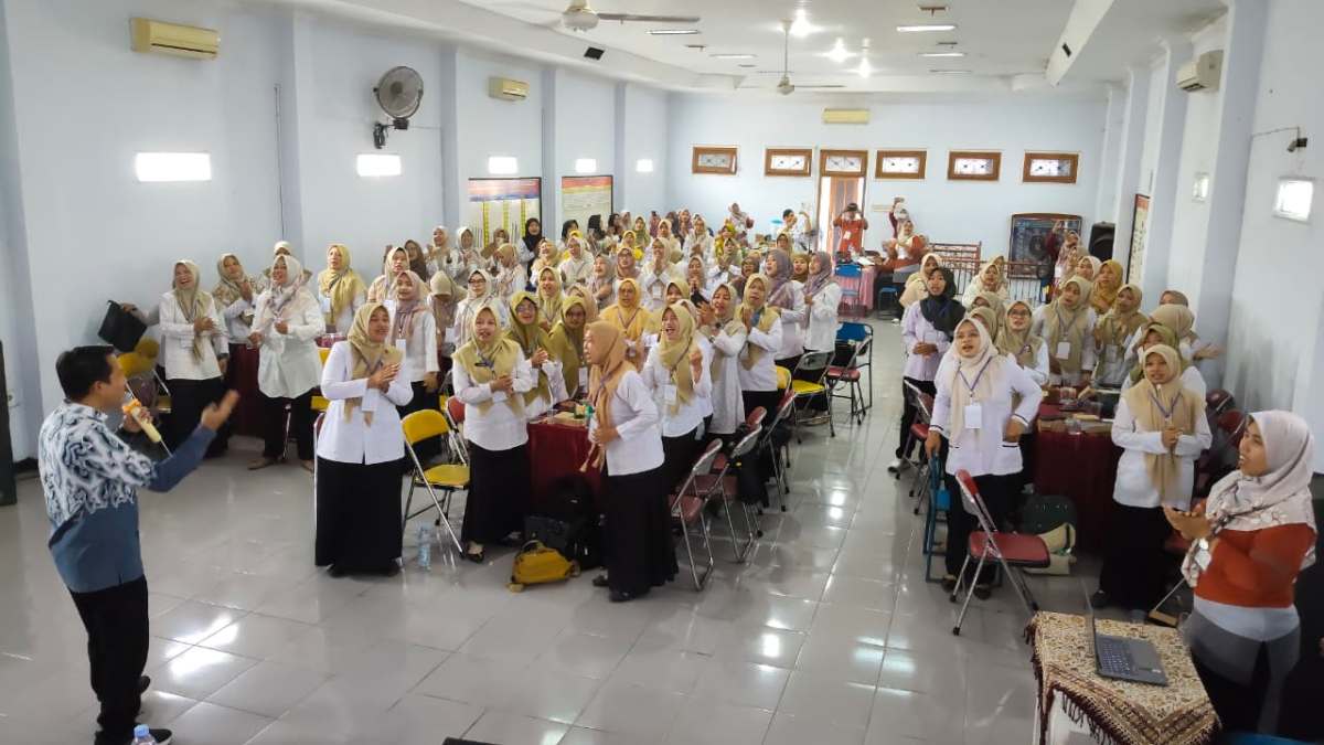 Workshop Musik Guru PAUD Tegal: Tinggalkan Jiplak Nada, Mulai Cipta Lagu