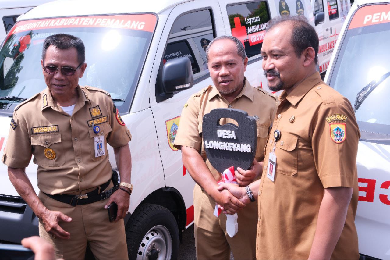 Bupati Pemalang Gelontorkan Bantuan dalam Pencanangan BBGRM 