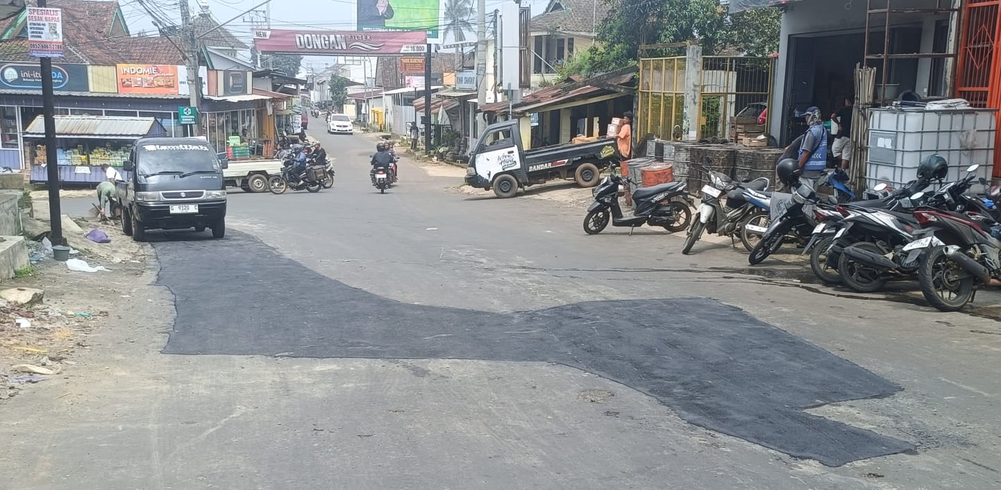 750 Lubang Jalan Ditambal, Bupati Batang Kebut Patching H-10 Lebaran
