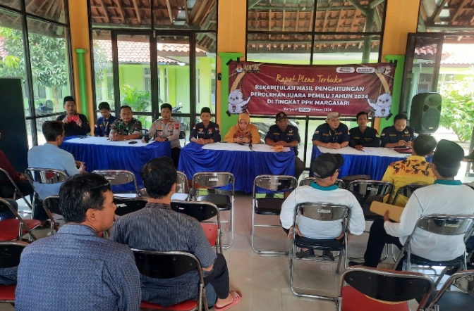 Polres Tegal Lakukan Pengawalan dan Pengamanan Rapat Pleno PPK se-Kabupaten Tegal
