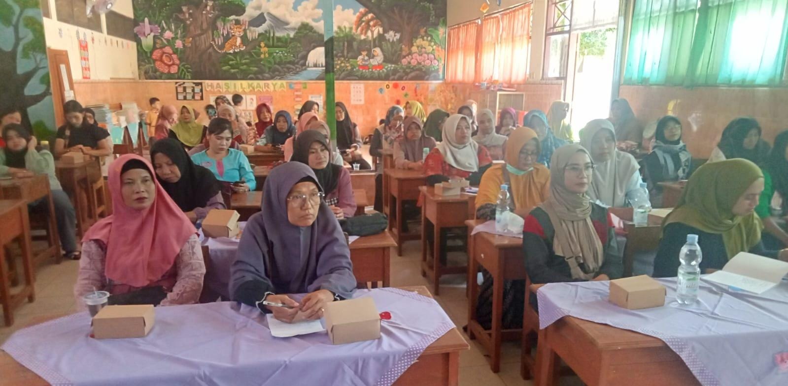 SMP Musawerna Kabupaten Tegal Adakan Smart Parenting dan Pendidikan Antiperundungan 