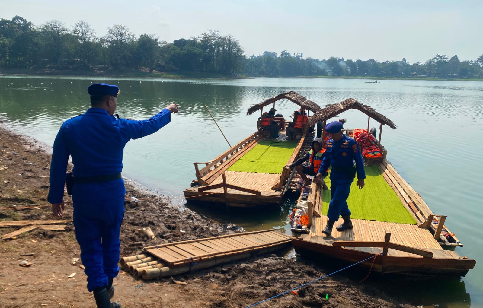 Rawan Wiasatawan Tenggelam, Polisi Ingatkan Operator Perahu Wisata di Pati Waspada