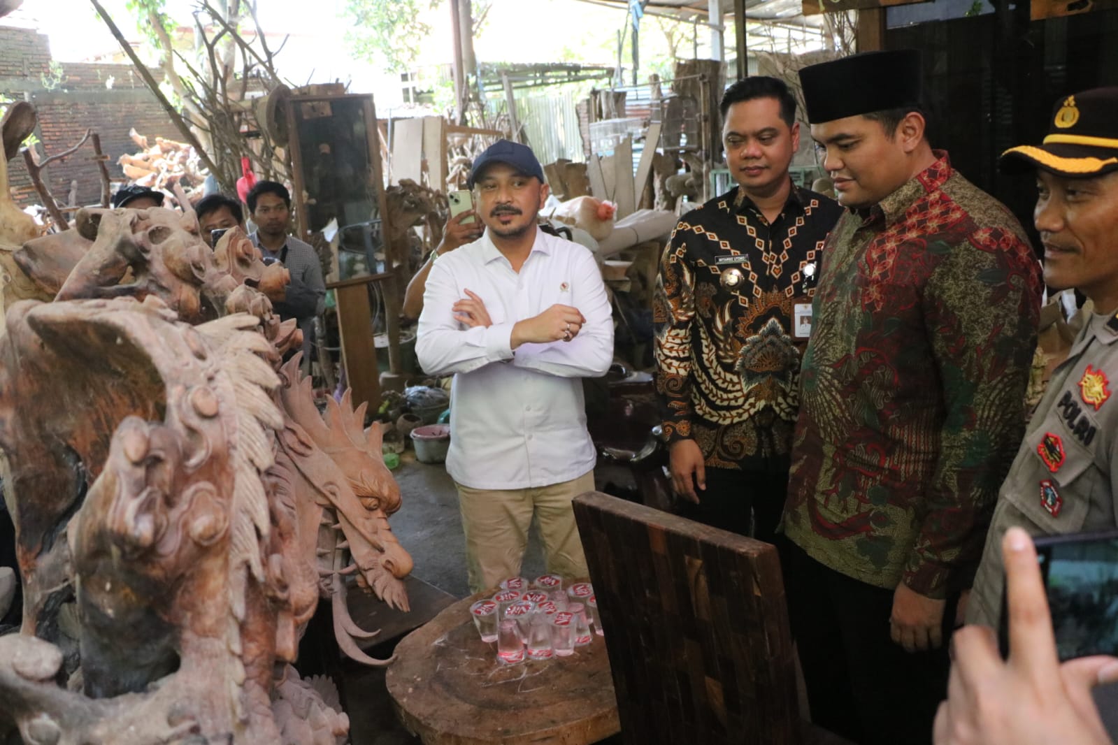 Bukan Menebar Janji Kosong, Wamen Giring Dukung Ukir Jepara Warisan Dunia