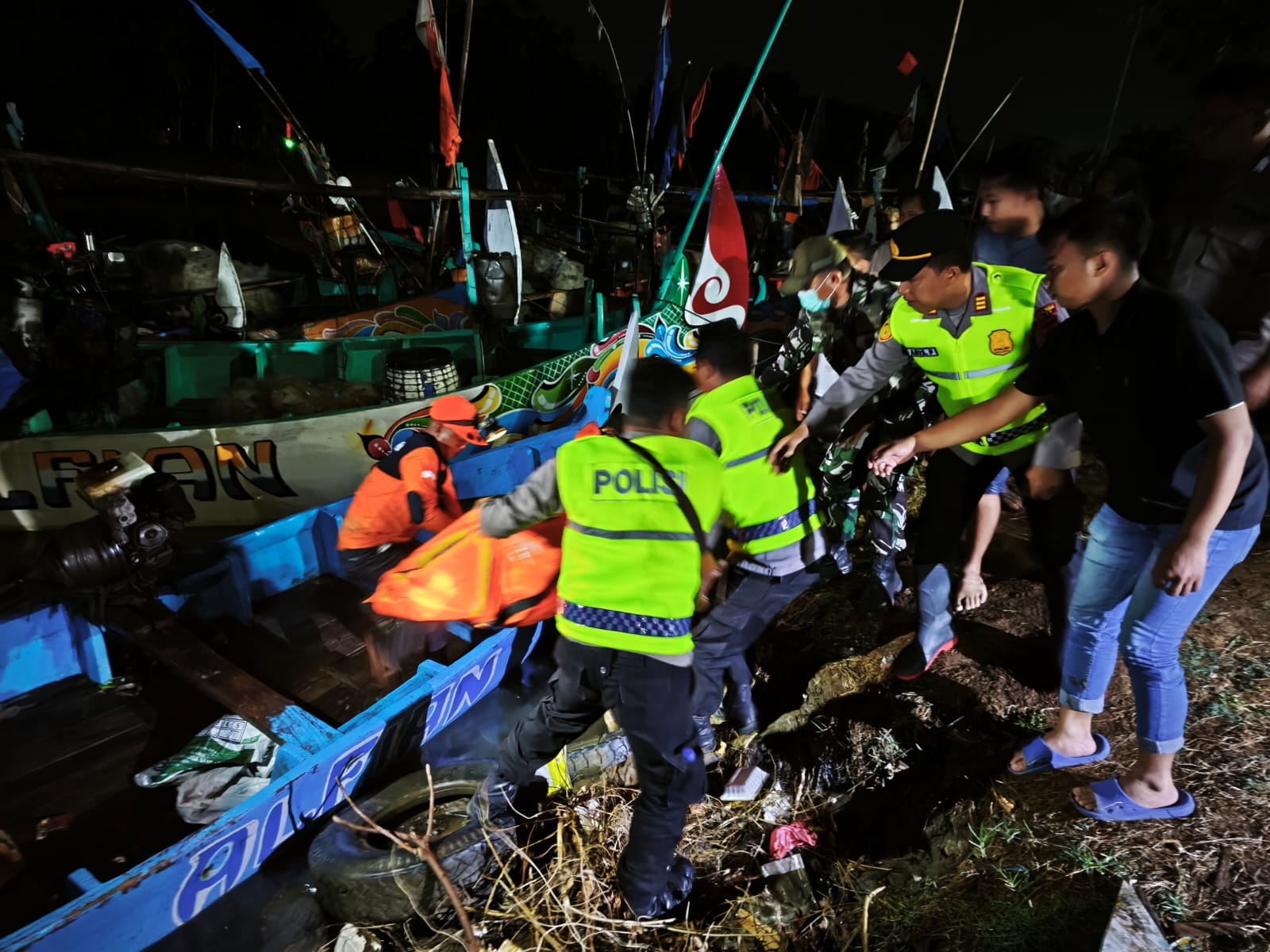 Nelayan Pati yang Hilang usai Kecelakaan Laut Ditemukan Meninggal di Pesisir Tayu