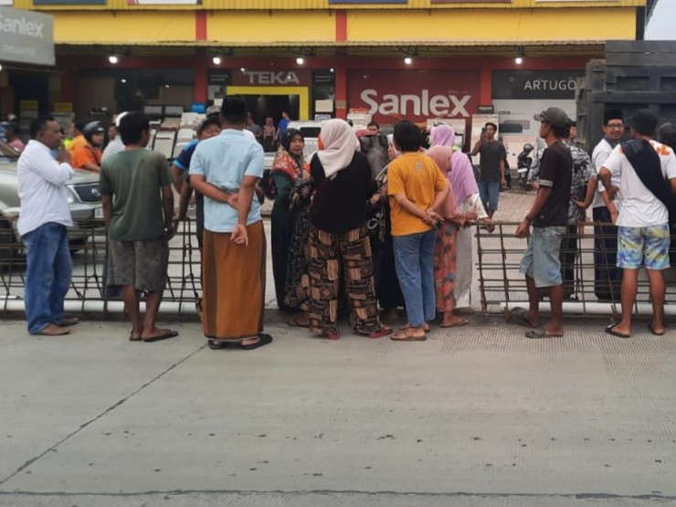 Siagakan Keamanan, Polsek Mranggen Kawal Aksi Protes Warga Bandungrejo