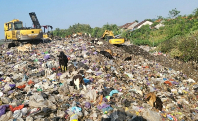 Penumpukan Sampah di Kabupaten Pemalang saat Libur Lebaran Meningkat 