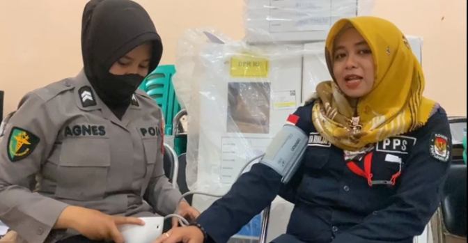 Dokkes Polres Tegal Lakukan Pemeriksaan Kesehatan Petugas Pemilu 