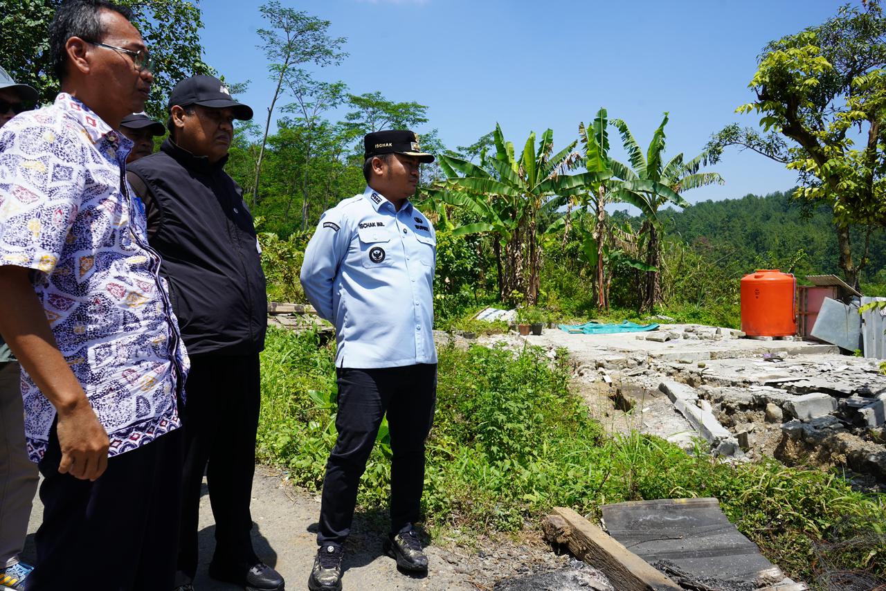 Perbaikan Jalur Clirit Dikebut, Bupati Tegal Minta Rampung Sebelum Arus Mudik