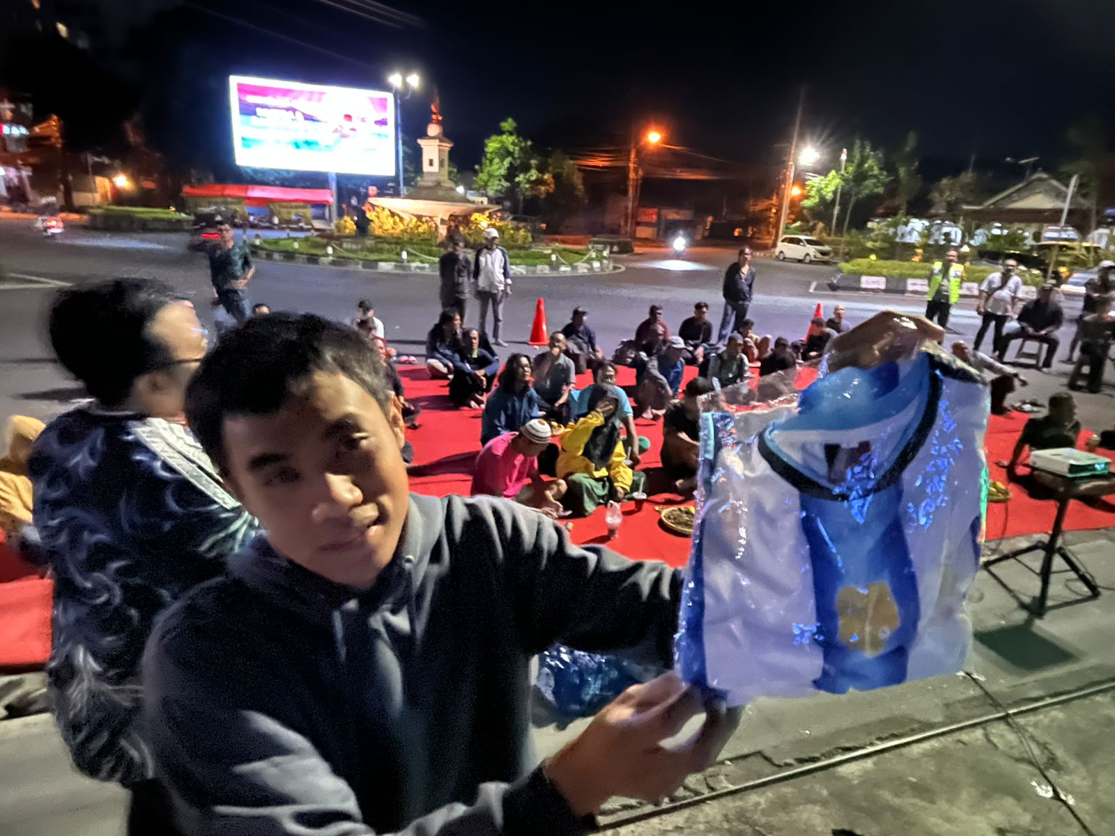 Comeback Dramatis Messi Bikin Monumen Pers Bergemuruh, Nobar Gratis PWI Solo Diserbu Warga