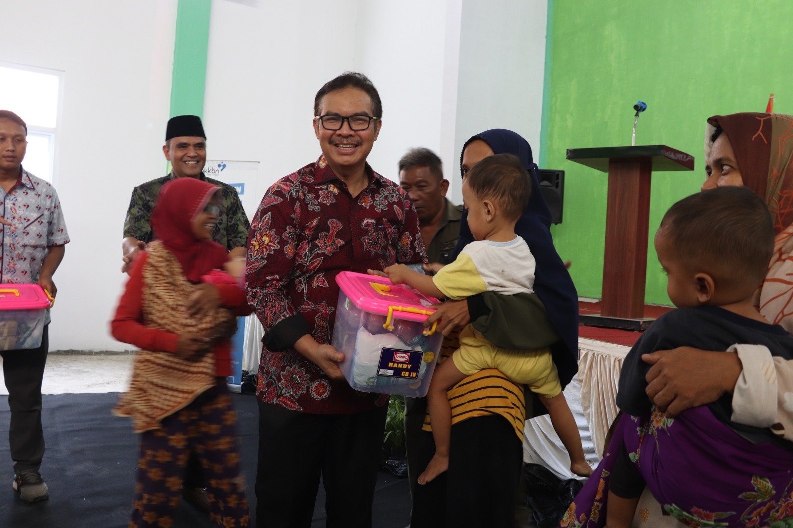 Brebes Konsisten Atasi Stunting, Canangkan Bapak Asuh Anak Stunting 