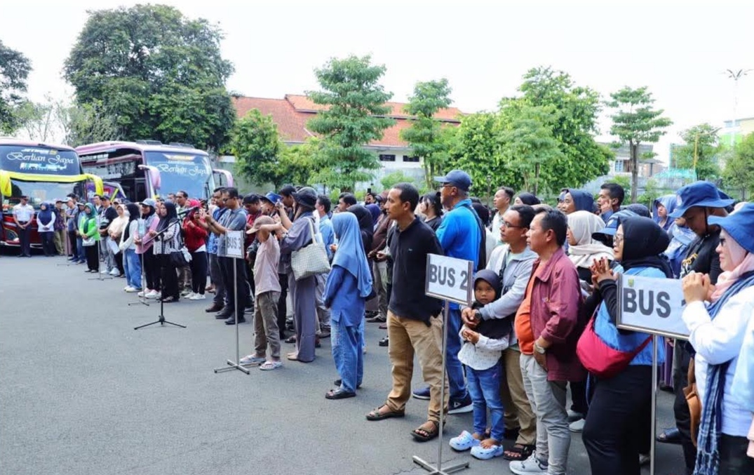 Ratusan Warga Kudus Serbu Kota Perantauan Menumpang Bus Gratis